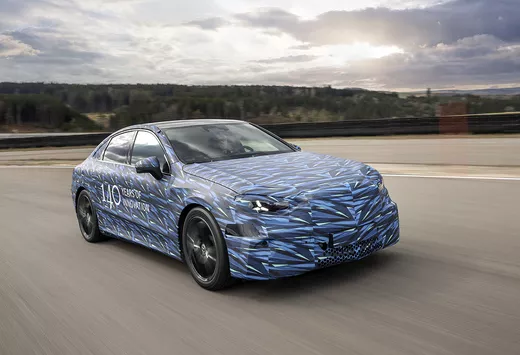 Mercedes Classe C400 4MATIC (Prototype) : Des watts dans la ouate ?