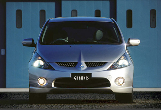 Mitsubishi Grandis (2005)