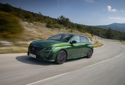 Peugeot 308: Gevijlde klauwen