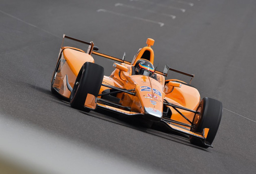 Herbeleef de eerste Indy 500-test van Fernando Alonso