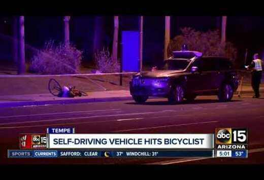 Na een dodelijk ongeval met een 49-jarige voetgangster in de Verenigde Staten heeft Uber besloten de testritten met autonoom rijdende wagens te staken.