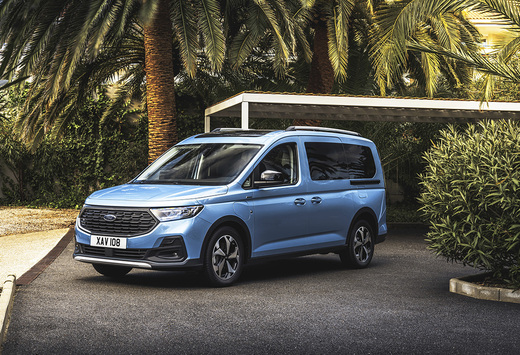 Ford Tourneo Connect PHEV 