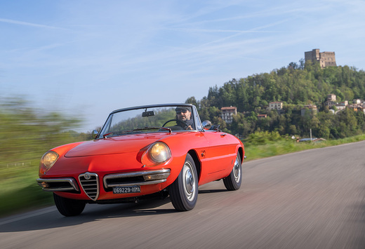Alfa Romeo Spider / Duetto - 60 years