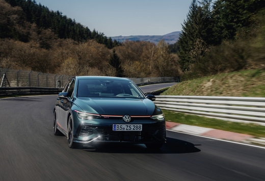 VW Golf GTI 50 pakt ronderecord Nürburgring, maar het was nipt