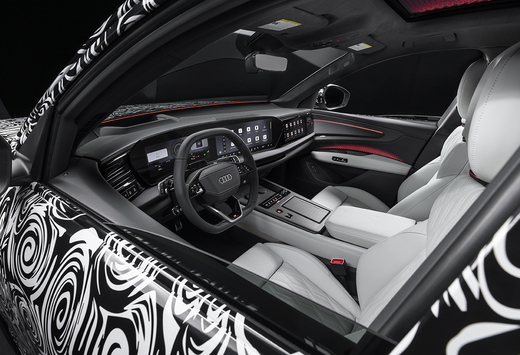 Audi Q9 : une première incursion dans le salon 