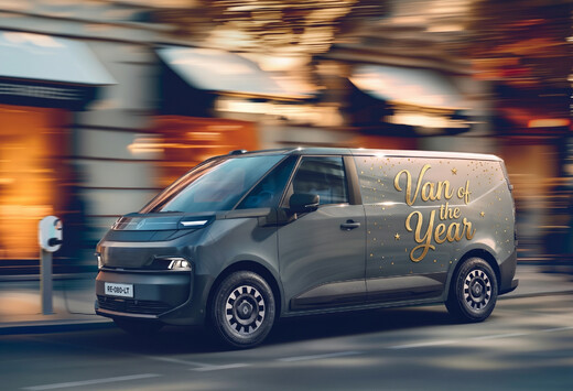 Van of the Year 2027: Renault Trafic E-Tech volgt Kia PV5 op 