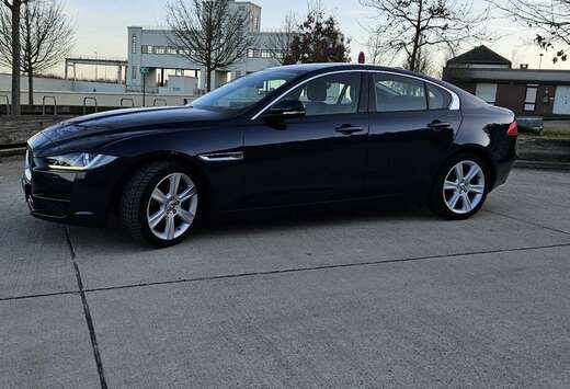 Jaguar XE 2.0 T Prestige