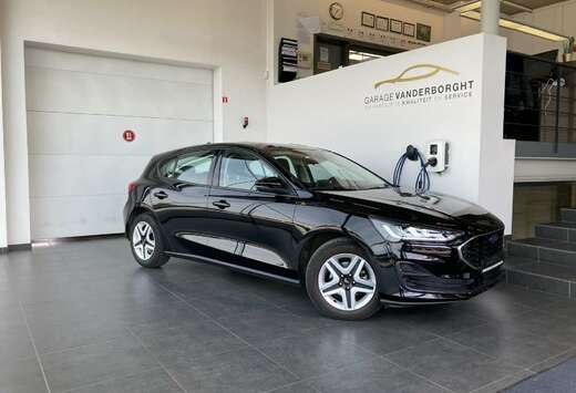 Ford CONNECTED HYBRID BENZINE