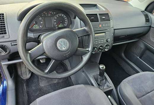 Volkswagen Polo 1.2i Base