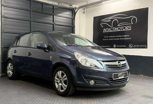 Opel Corsa 1.2i Cosmo