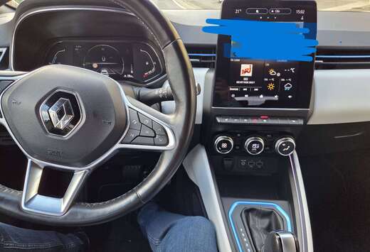 Renault Clio Hybrid 1.6i E-TECH First