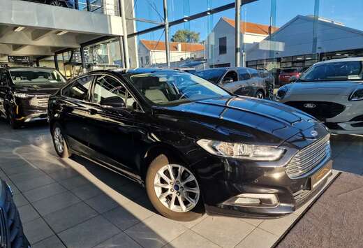 Ford TITANIUM BENZINE