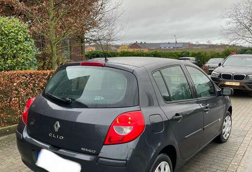 Renault 1.2i 16v Community Black