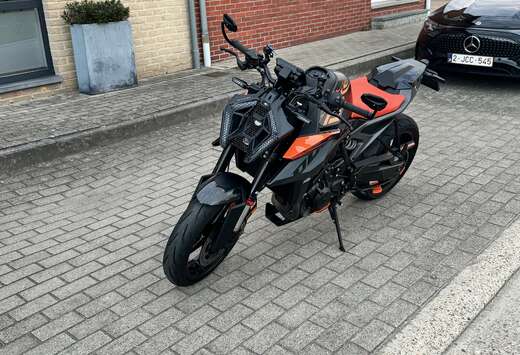 Naked Bike 990 Duke