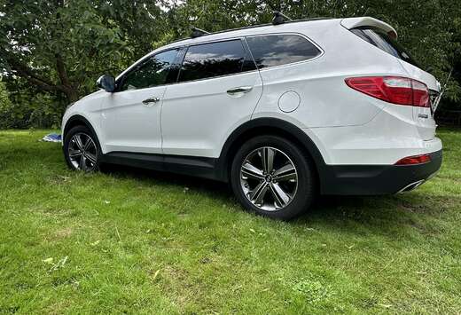 Hyundai Hyundai Grand Santa-Fe