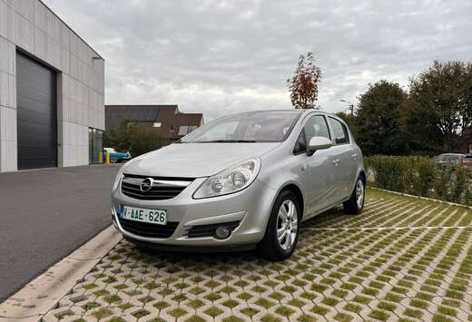 Opel 1.2 16V Cosmo