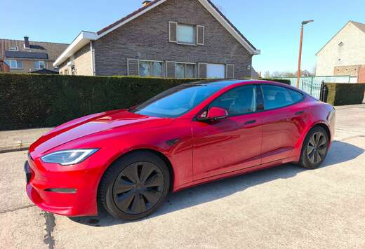 Tesla Refresh  HW4.0  Ultra Red  Yoke  Incl. btw