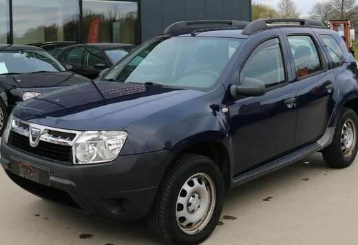 Dacia Duster 1.6i 4x2 + 1 jaar garantie traxio