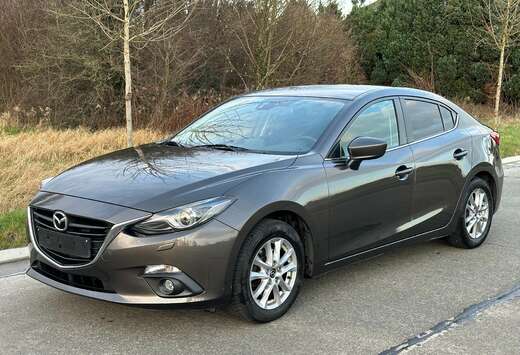 Mazda 3 1.5 D Euro 6b GPS Camera Clim Xenon Carnet