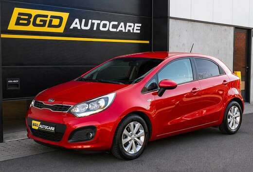 Kia 1.2 Benzine 52.000KM/12M Garantie/BLUETH/AC/CAMER ...