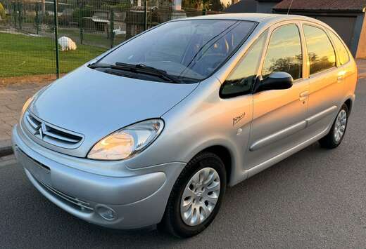Citroen Xsara Picasso 2.0i 16v Exclusive