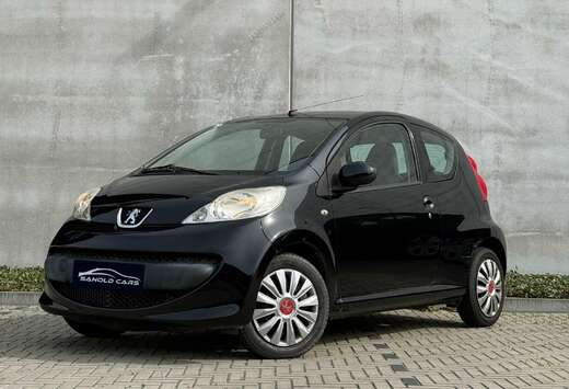 Peugeot 107 1.0i 12v Trendy 2Tronic - Automatic