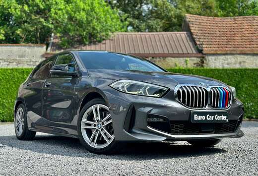 BMW Hatchback 1.5i M-Pack Automaat / CARPLAY / SENSOR ...