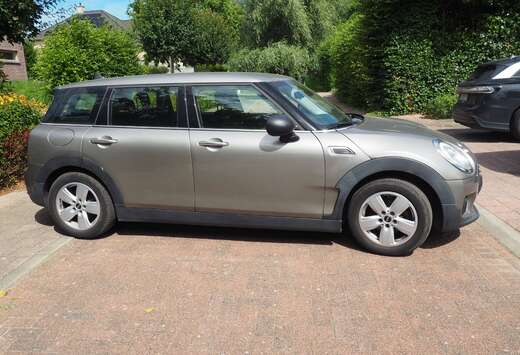 MINI MINI One Clubman  12/2018  65.500 km  Benzine  E ...