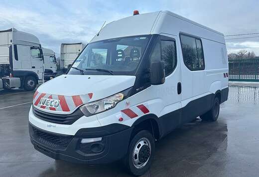 Iveco DAILY 35C15 DUBBELE CABINE 7 ZITPLAATSEN