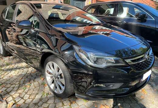 Opel Astra 1.4 Turbo Black Edition Start/Stop