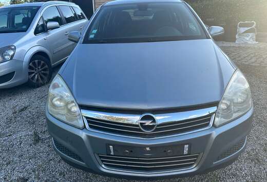 Opel Astra 1.7 CDTi Cosmo FAP
