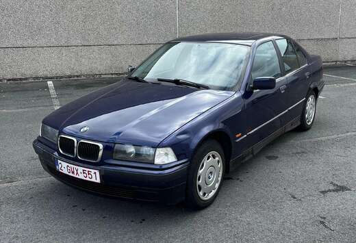 BMW 320i