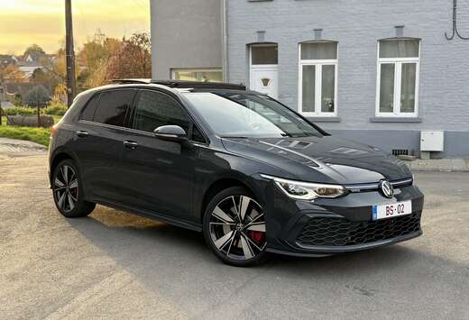 Volkswagen GOLF 8 GTE - PANO - SERVICE OK - 245 HP
