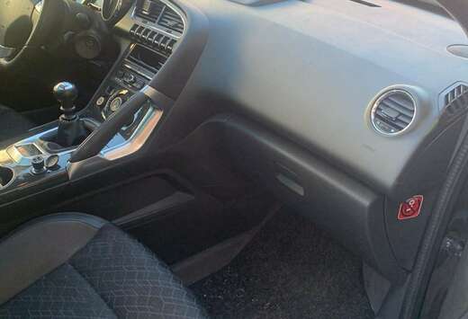 Peugeot 3008 1.6 BlueHDi Active