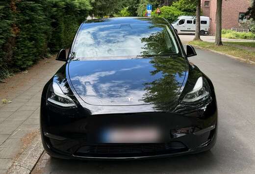 Tesla Model Y 72.5 kWh Dual Motor Long Range (378 kW)