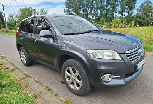 Toyota RAV 4 2.2 D4D VIP