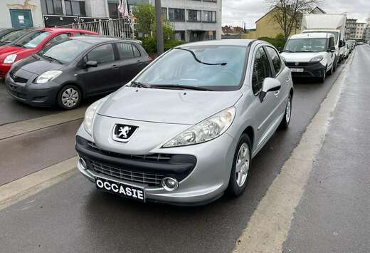 Peugeot 1.4i 16v Trendy**12M GARANTIE**