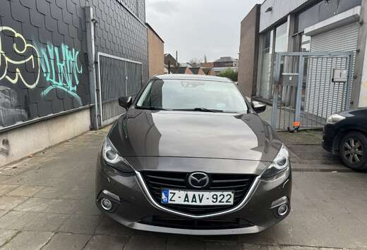 Mazda 3 2.2 D Sense