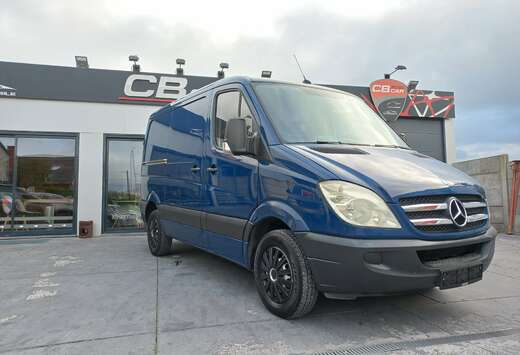 Mercedes-Benz 210 CDI