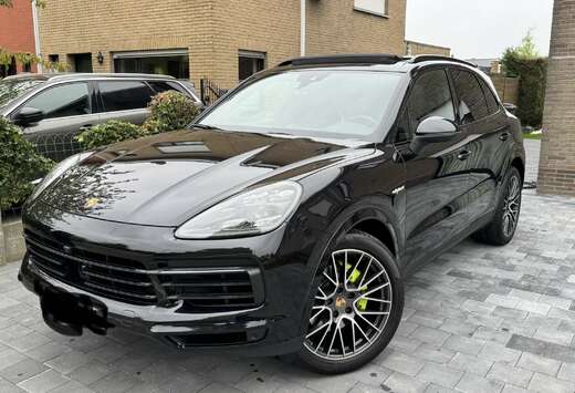 Porsche S E-Hybrid Platinum Edition  2018 98Dkm Pano  ...
