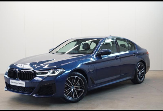 BMW hybride - m sport - hifi - hud