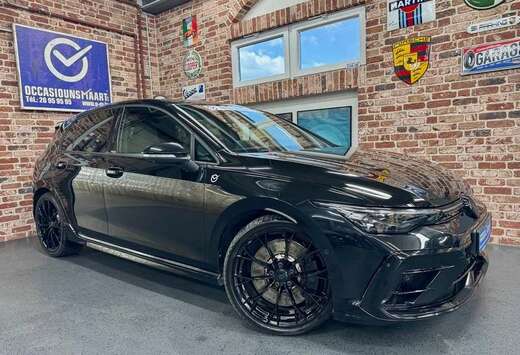 Volkswagen Golf VIII R 2.0 333cv Auto 4Motion BLACK E ...