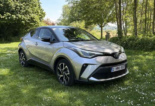 Toyota Hybrid 1.8i VVT-i C-Lub E-CVT