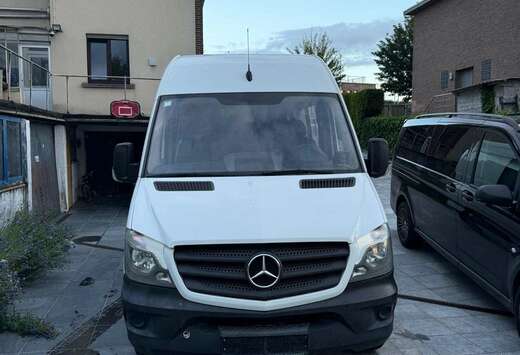 Mercedes-Benz 214 CDI 906.213
