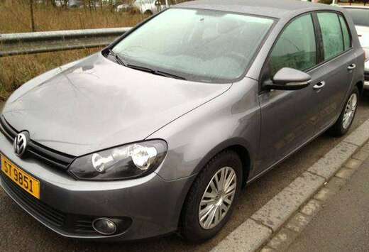 Volkswagen Golf 1.6 CR TDi Highline DPF