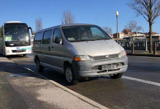 Toyota 2.4 D LX Long Chassis