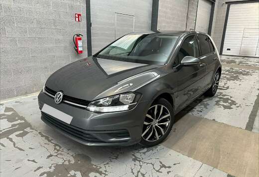 Volkswagen Golf 1.6 CR TDi BMT Highline DSG
