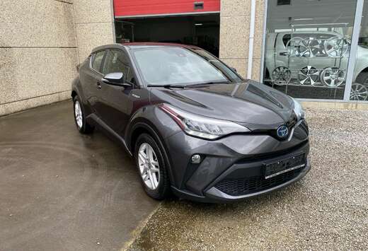 Toyota 1.8i VVT-i Hybrid C-Hic Mono-Tone E-CVT