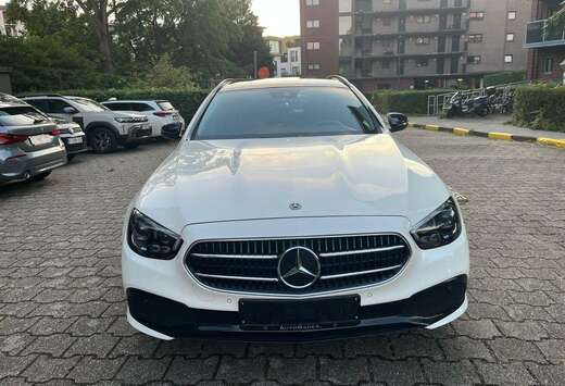 Mercedes-Benz E 300 e T 9G-TRONIC