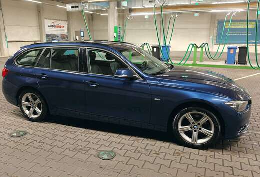 BMW 318i Touring Aut. Sport Line